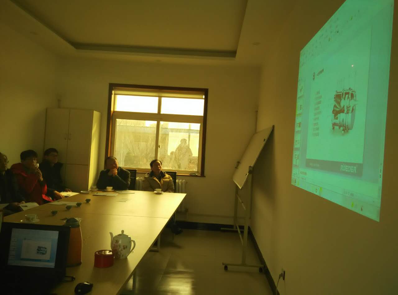 麻豆免费版免费下载公司与客户进行技术交流 麻豆免费版免费下载公司与客户进行技术交流